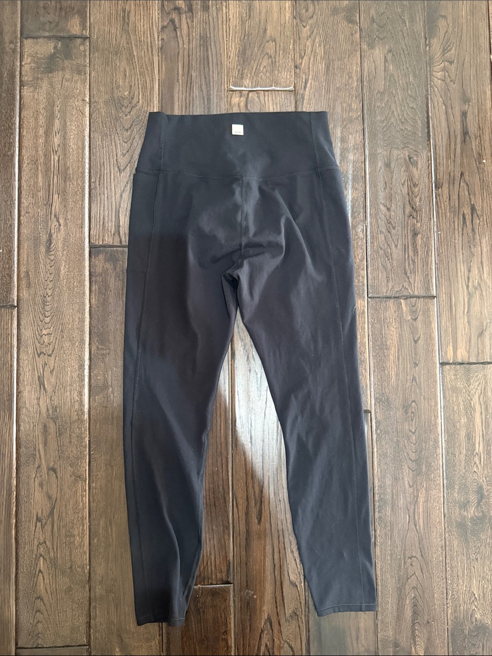 Vuori Black High Rise Performance Leggings - Picture 2 of 4